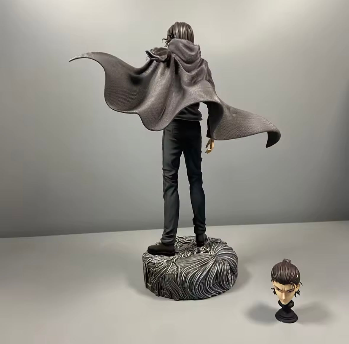 Eren / 30 cm