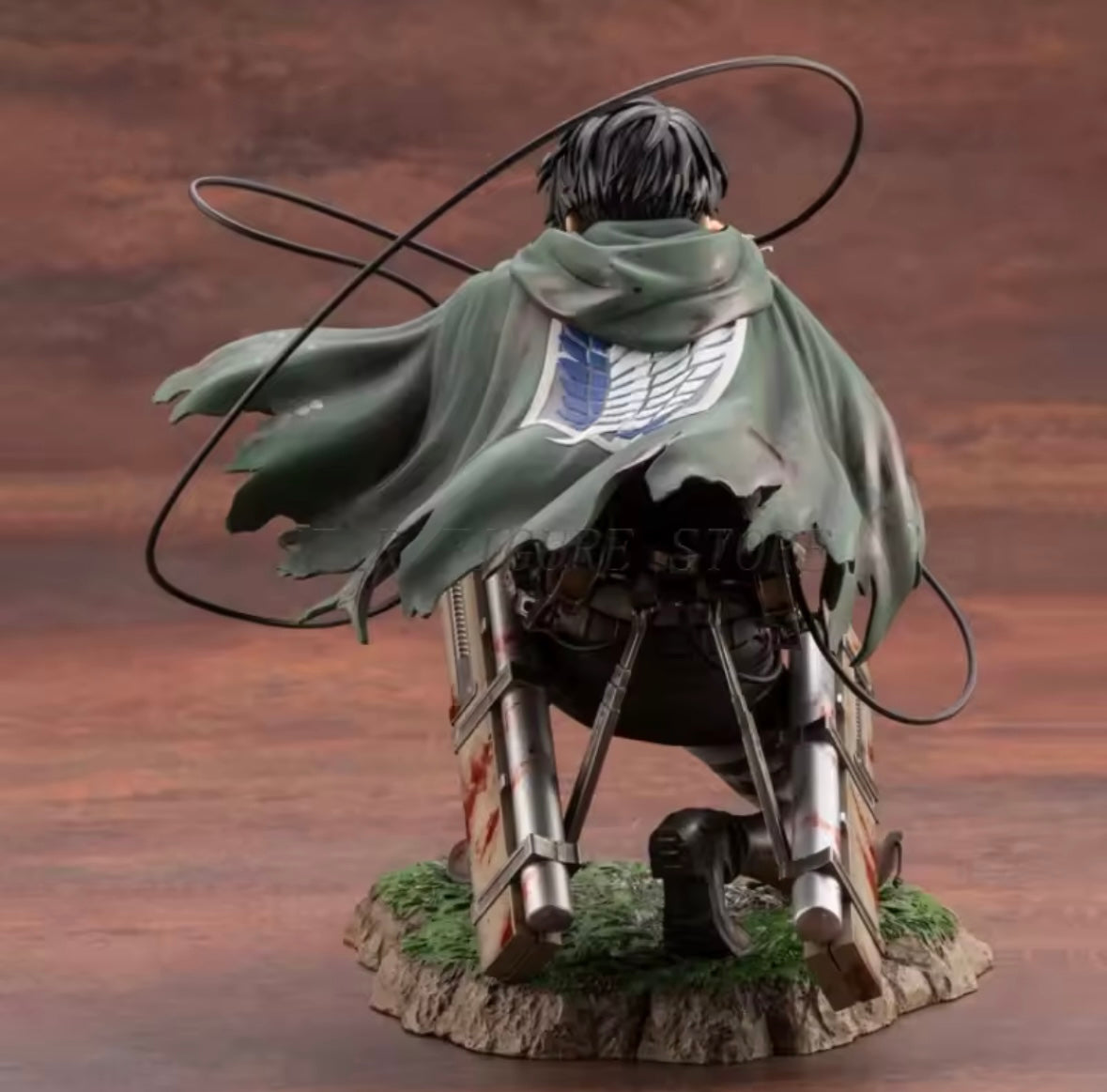 Levi / 18 cm