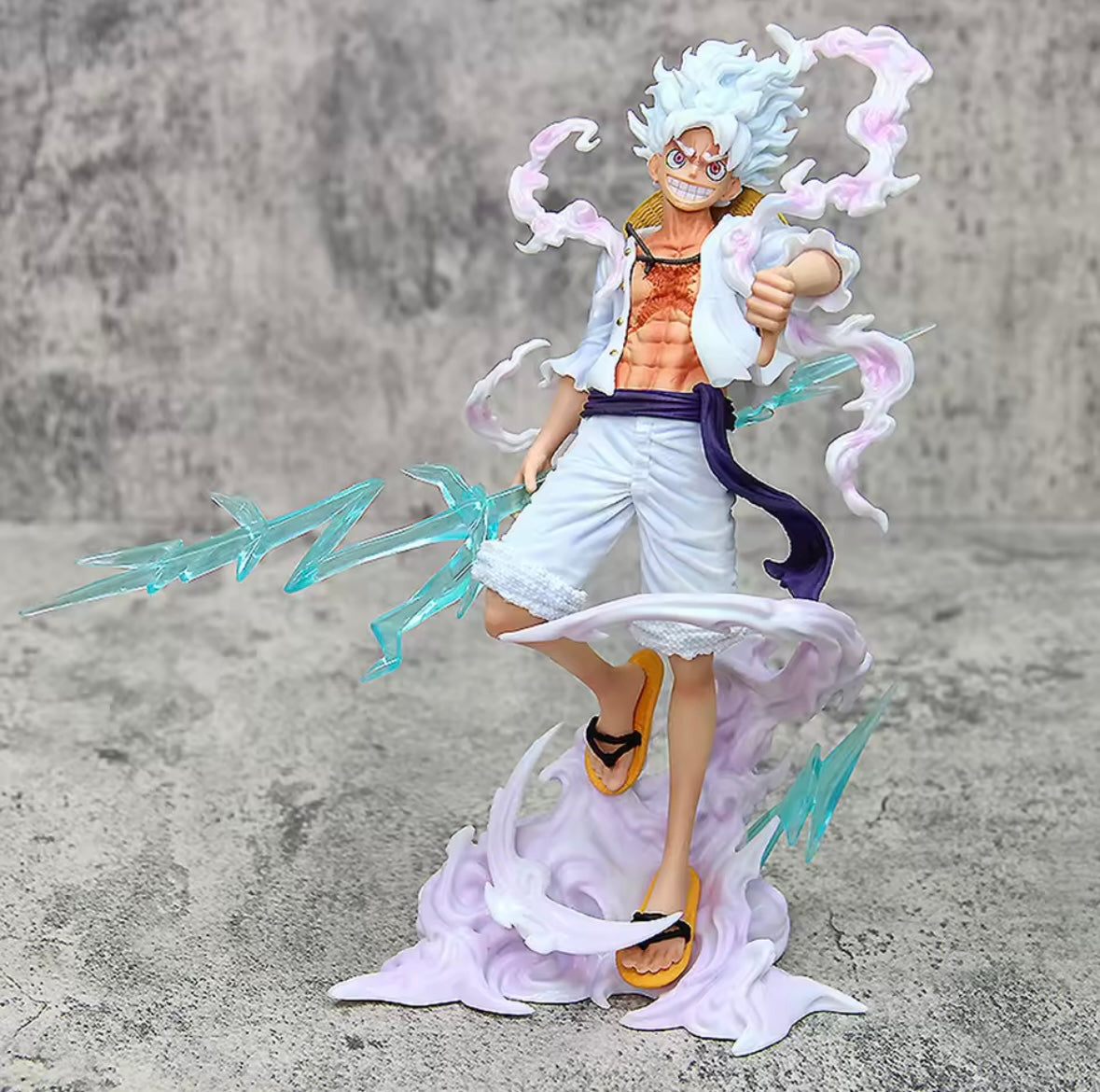 Luffy gear 5 / 24cm