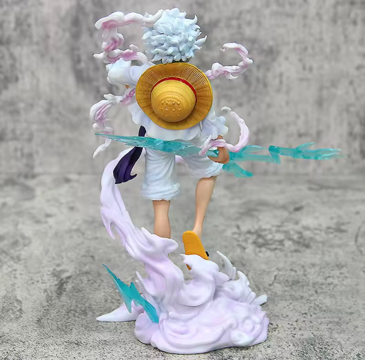 Luffy gear 5 / 24cm